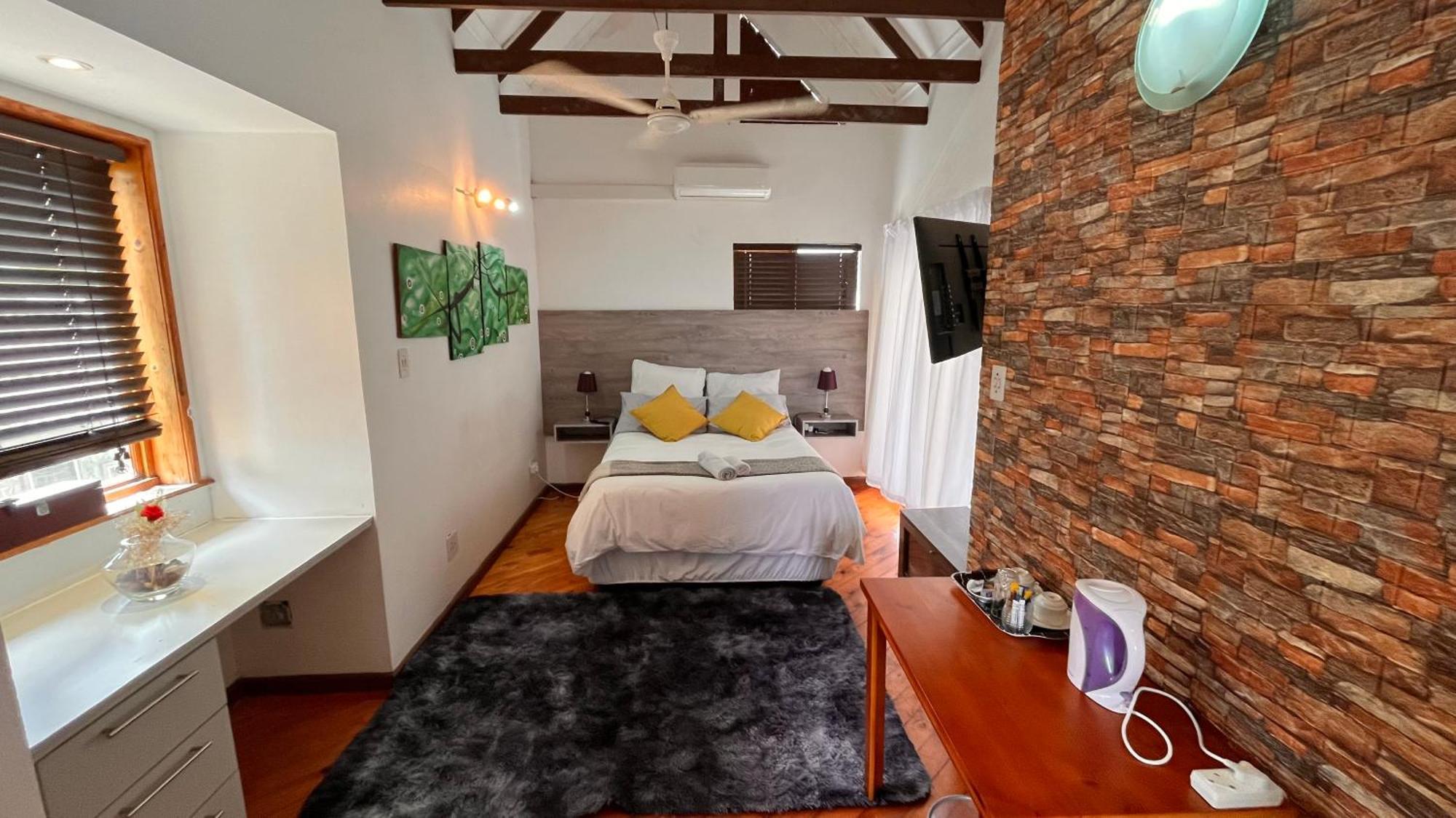 The Wood House Hotel Empangeni Luaran gambar