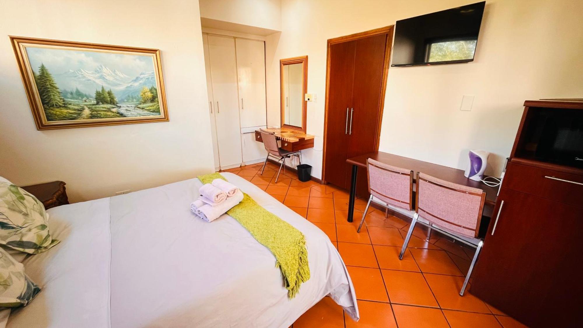 The Wood House Hotel Empangeni Luaran gambar